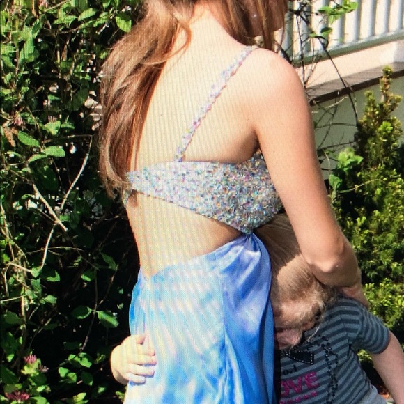 Prom Dress - Picture 11 of 12